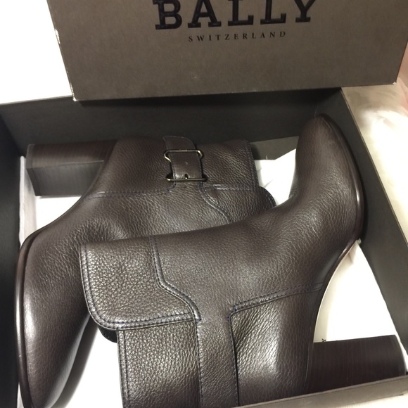 BALLY SWITZERLAND DEIDA CHOCOLATE BOOTIE - Picture 2 of 8